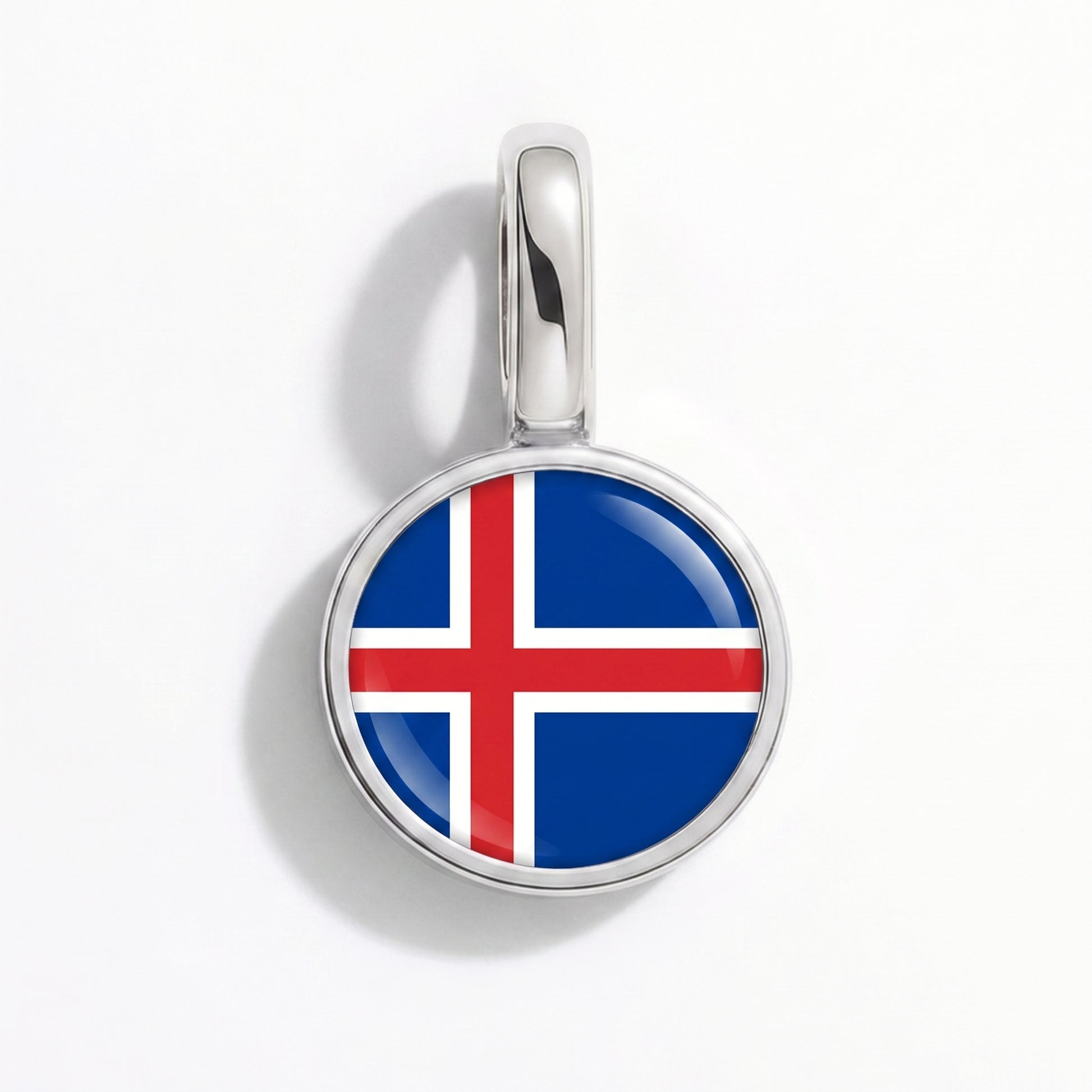 Flag charm Iceland – round silver