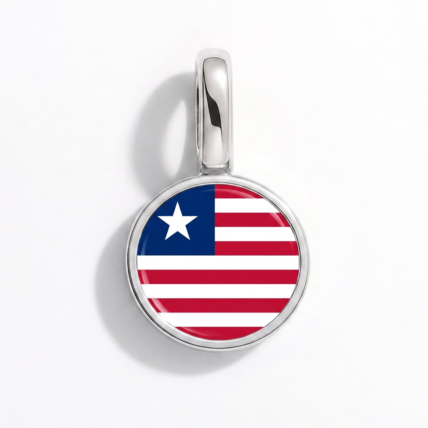 Flag charm Liberia – round silver