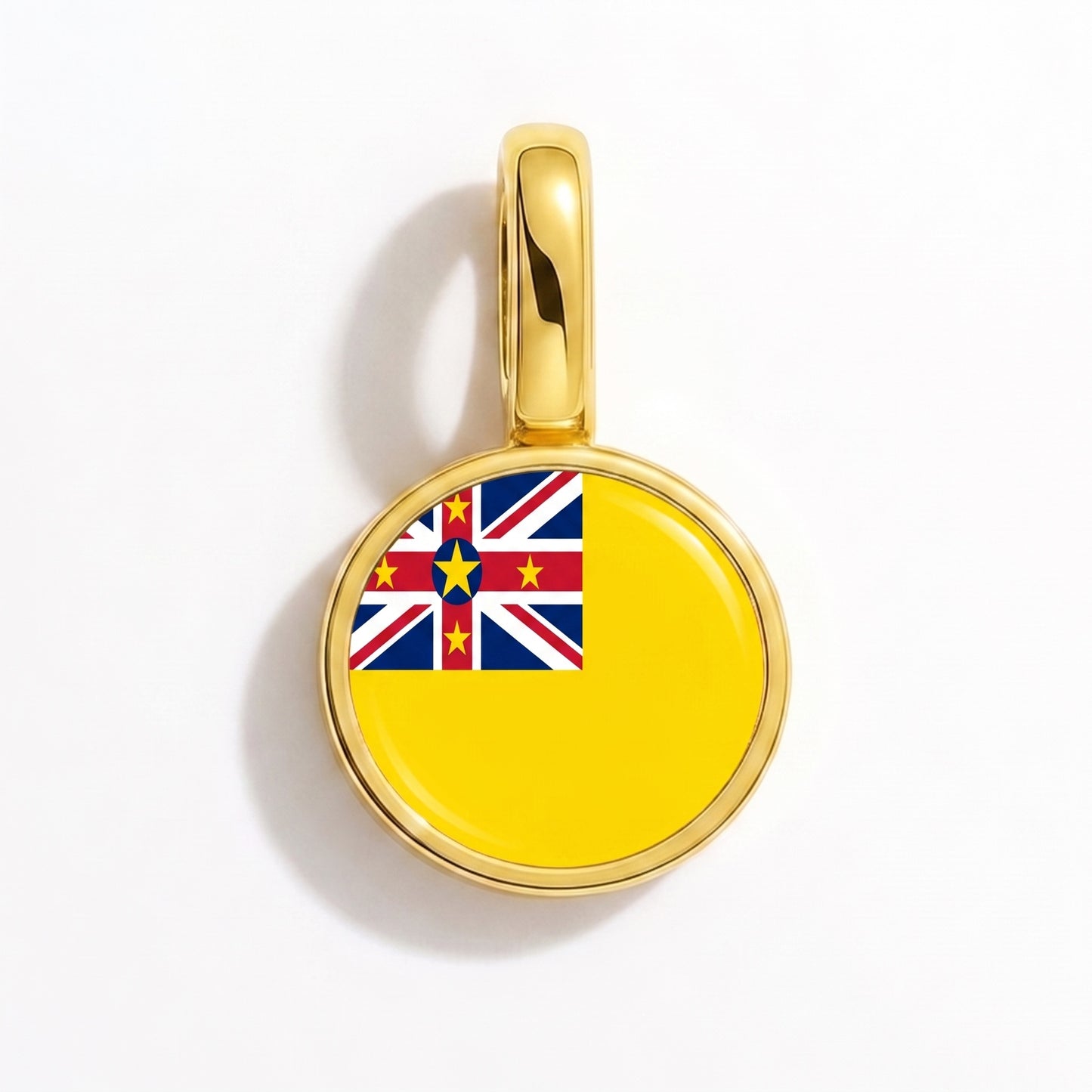 Flag charm Niue – round gold