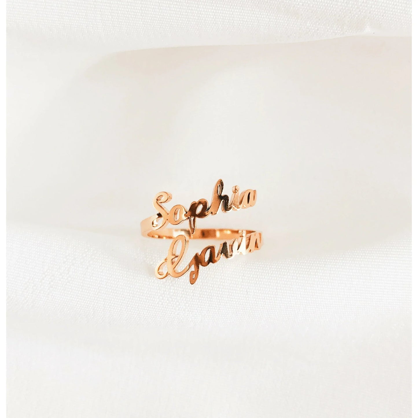 Custom ring with 2 names for couples/best friends