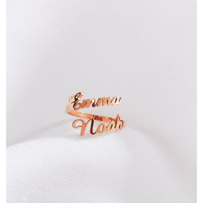 Custom ring with 2 names for couples/best friends