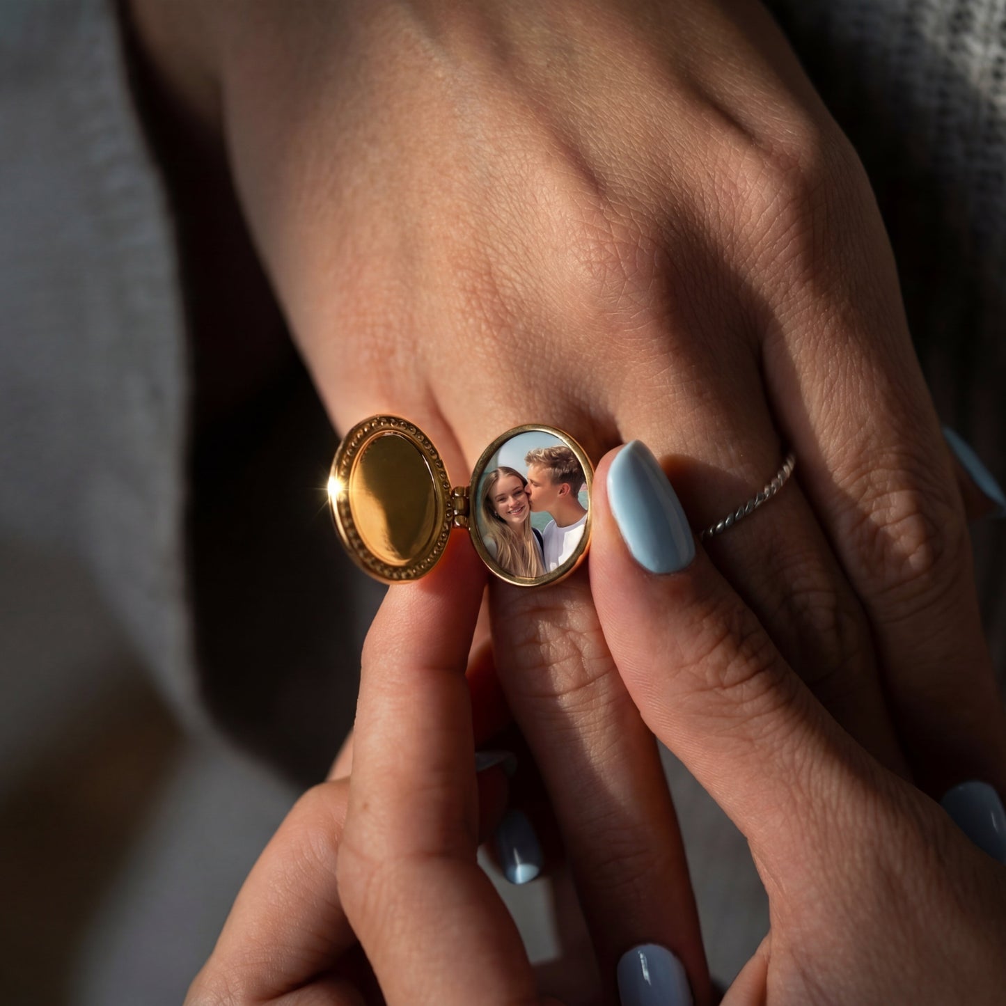 Locket Ring with Photo - Heart