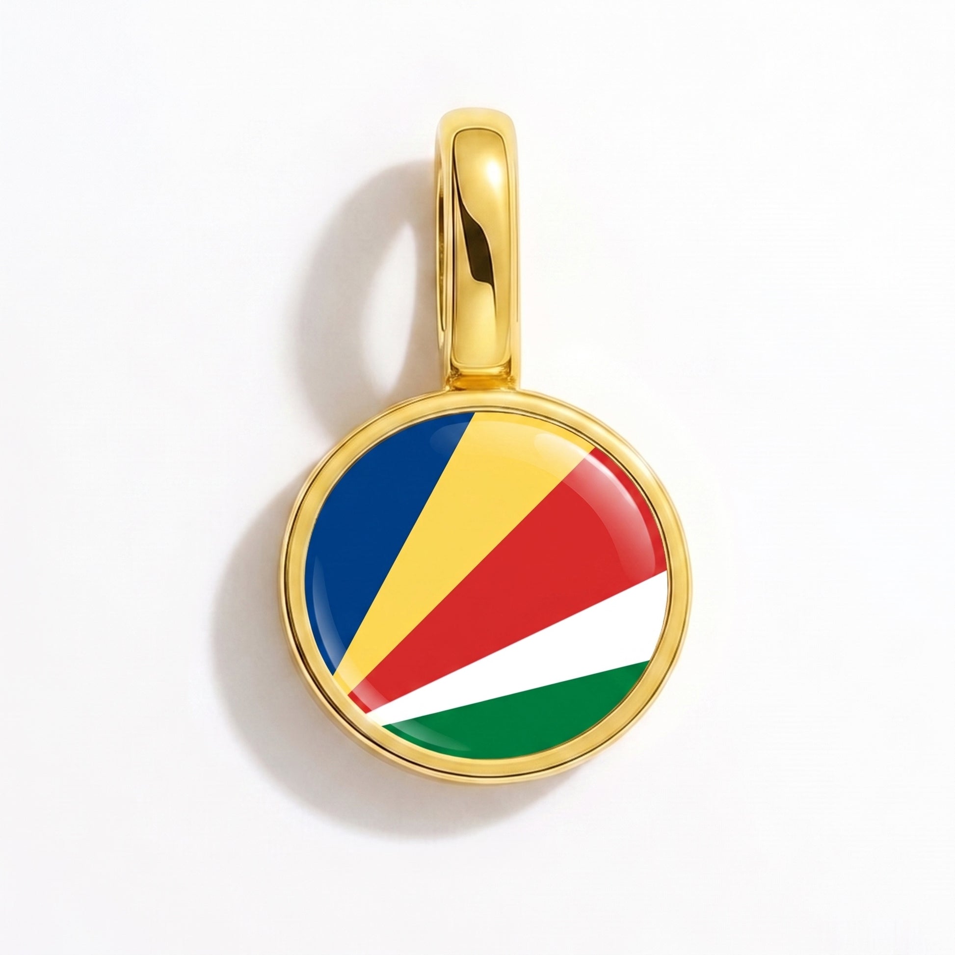 Flag charm Seychelles – round gold