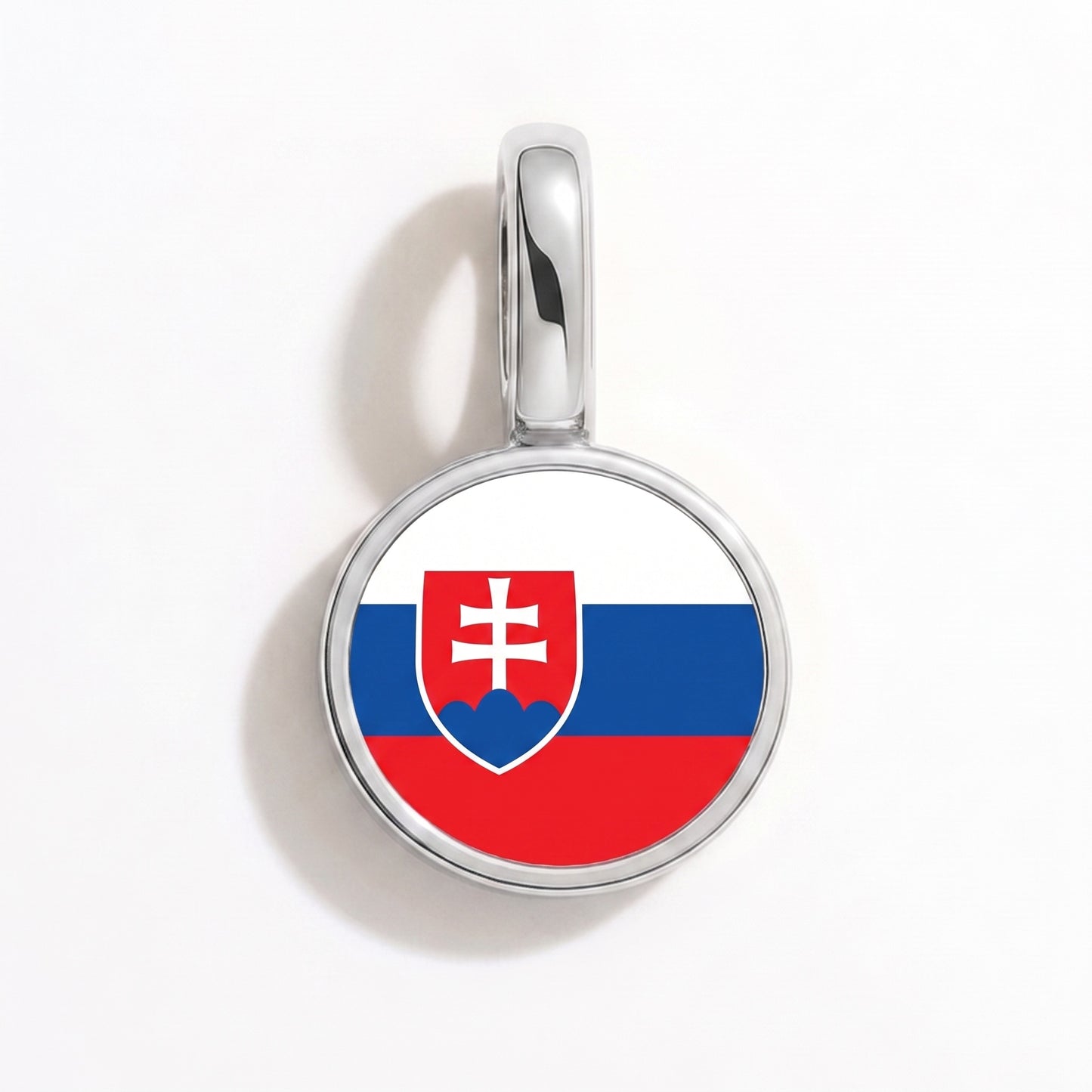 Flag charm Slovakia – round silver