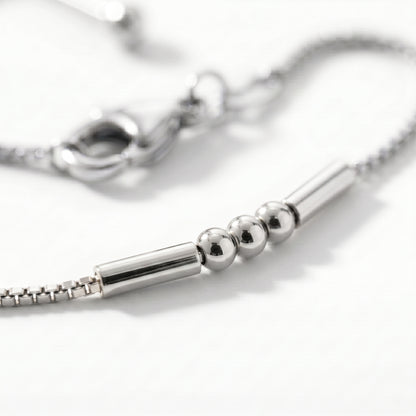 SB199 Morse Code Armband Silber - Detail